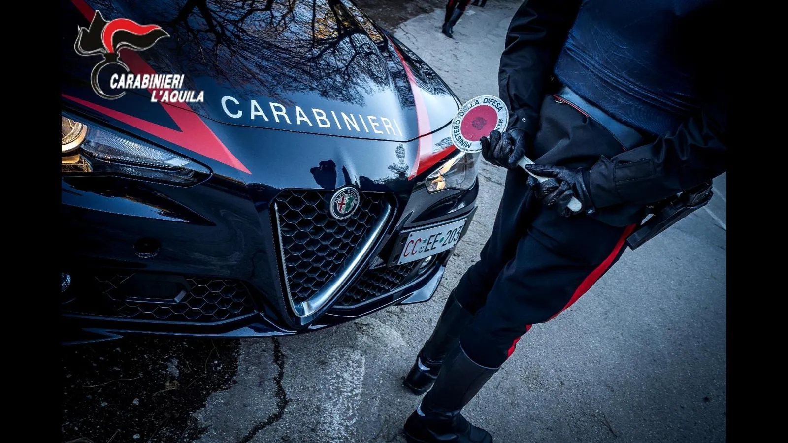 Blitz dei carabinieri nel convitto, sequestrati venti grammi di droga. Denunciato uno studente