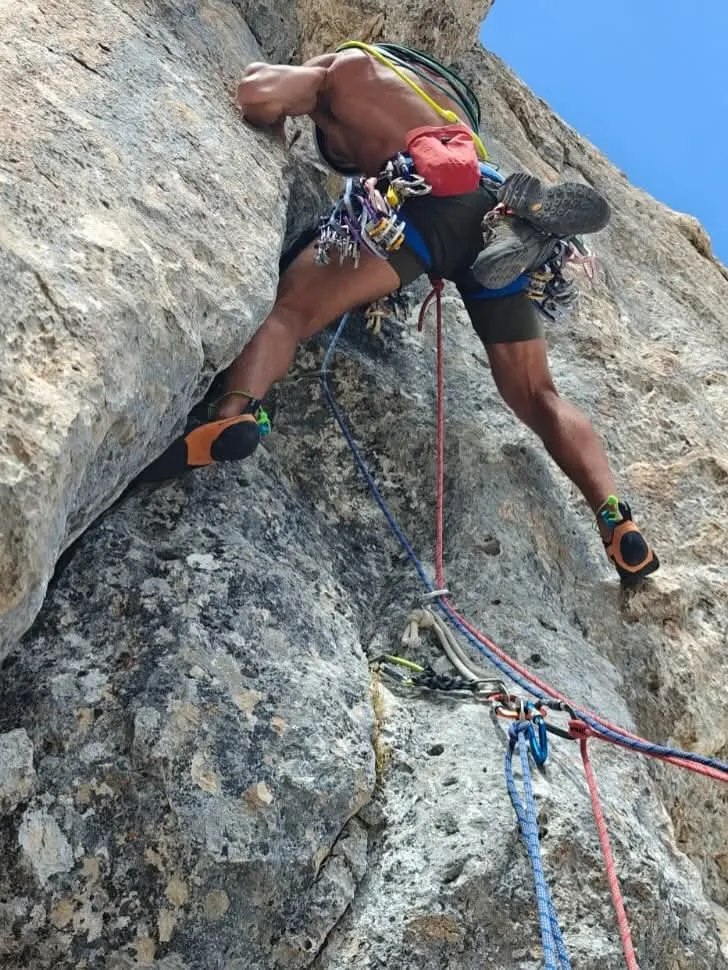 Incidente in montagna per il pluricampione di Crossfit. Recuperato in elicottero