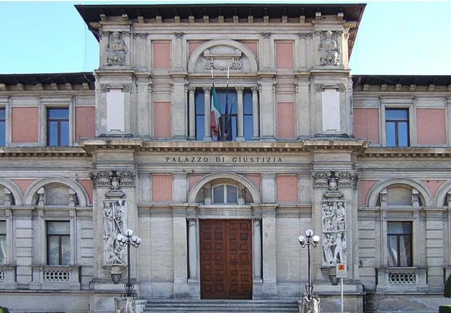 Rapina in trasferta, fuori dal carcere coppia peligna