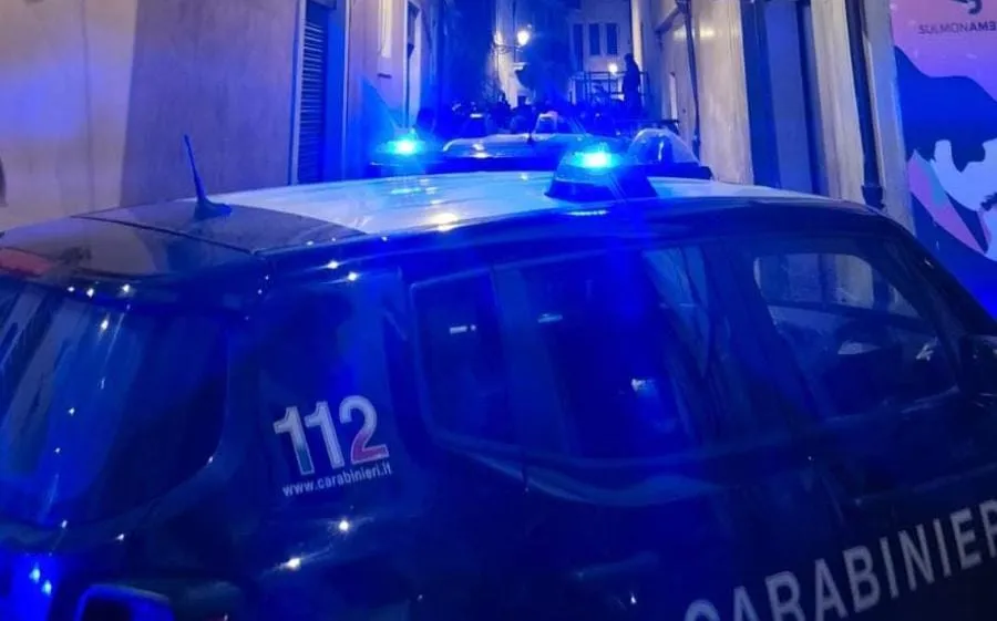 Movida, niente ordinanza anti alcol. Un altro ferito e due denunce per il pestaggio