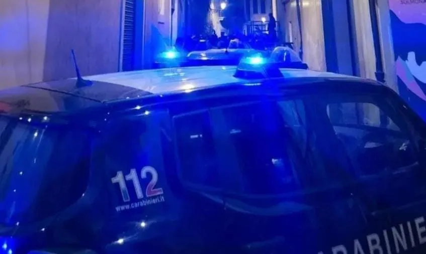 Movida violenta e divieti ignorati. Sei giovani nei guai